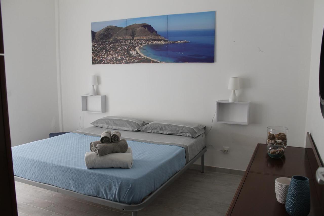 Casa Vacanza Peppino! Палермо Екстериор снимка